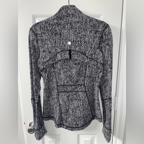 Lululemon Define Jacket - Picture 2 of 3